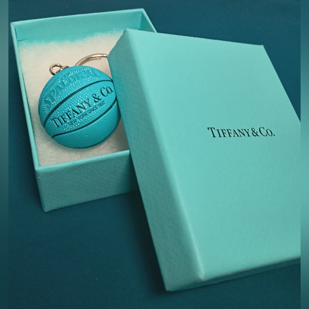 Pre Loved Tiffany & Co. Basketball Keychain - Picture 10 of 16